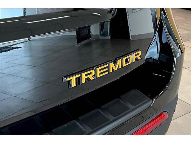 2026 Ford Explorer Tremor - Photo 9