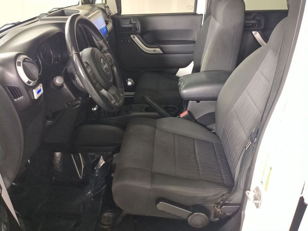 2012 Jeep Wrangler Unlimited Sport - Photo 14