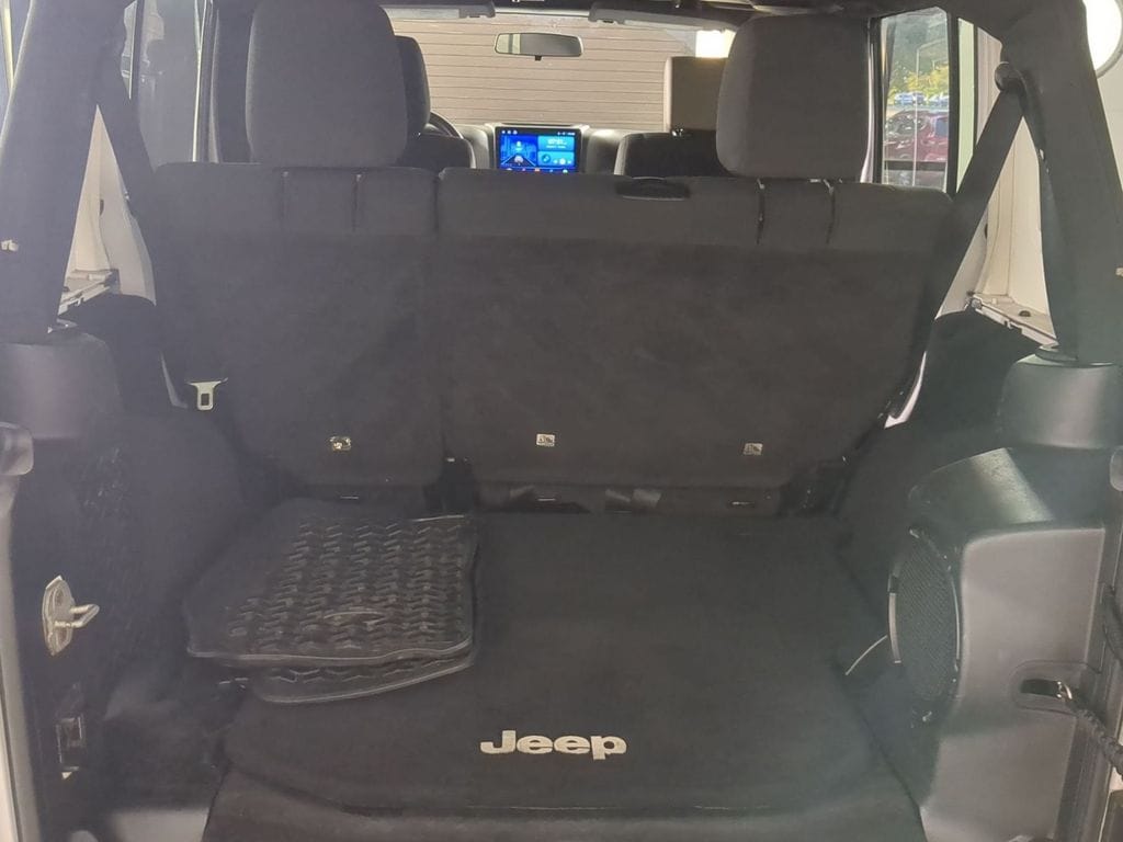 2012 Jeep Wrangler Unlimited Sport - Photo 26