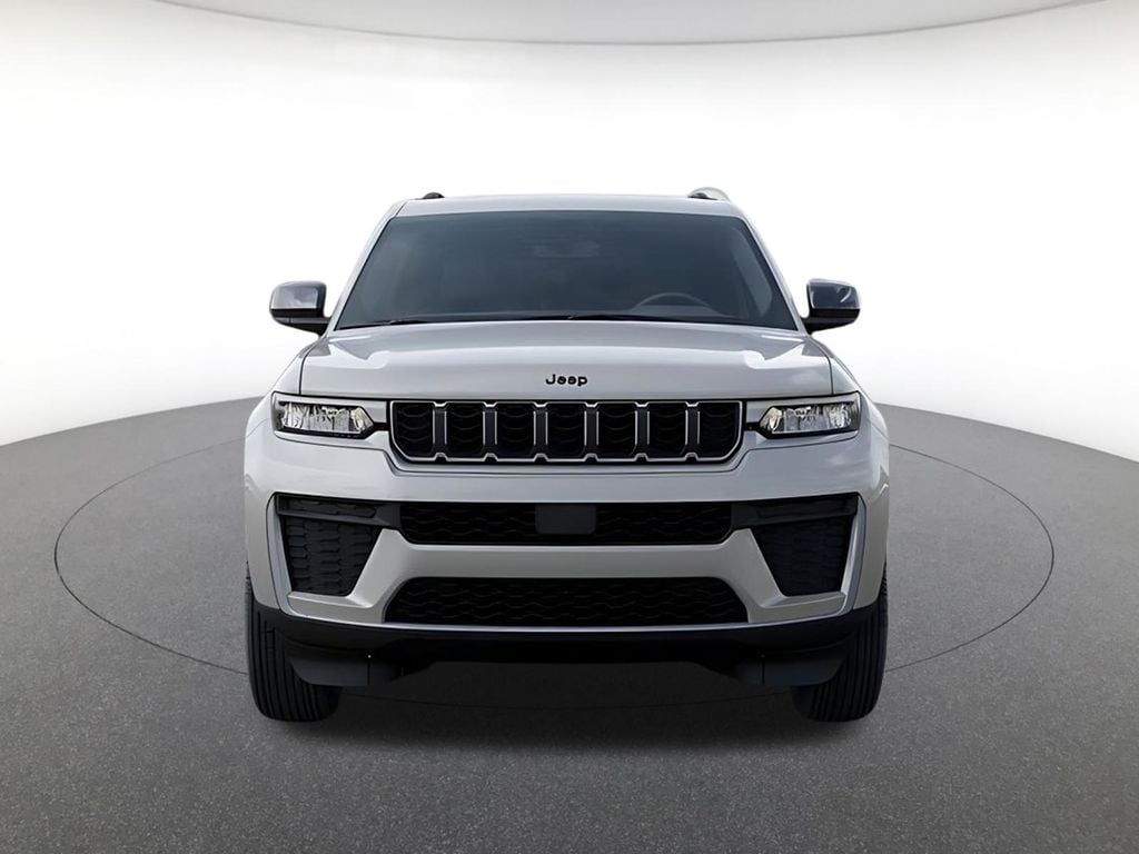New 2026 Jeep Grand Cherokee Laredo Sport Utility