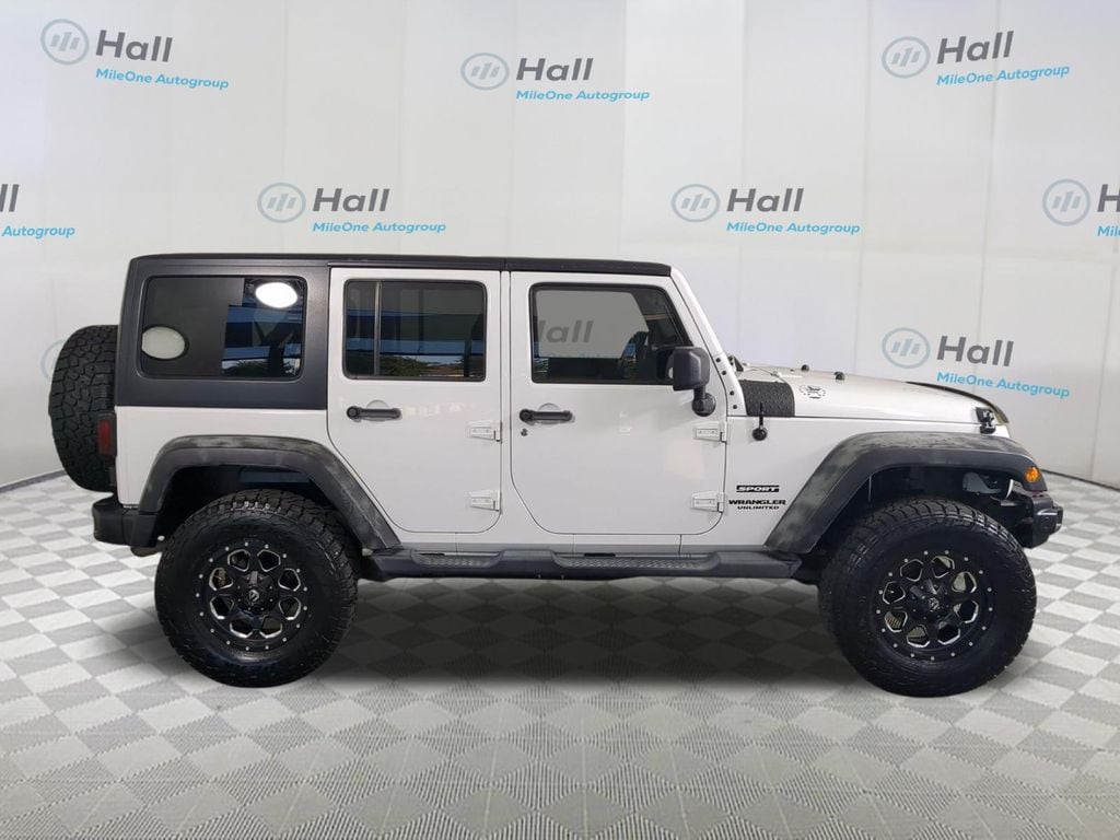 2012 Jeep Wrangler Unlimited Sport - Photo 7