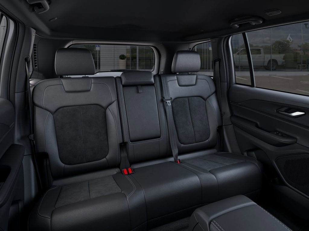 2025 Jeep Grand Cherokee Altitude - Photo 16