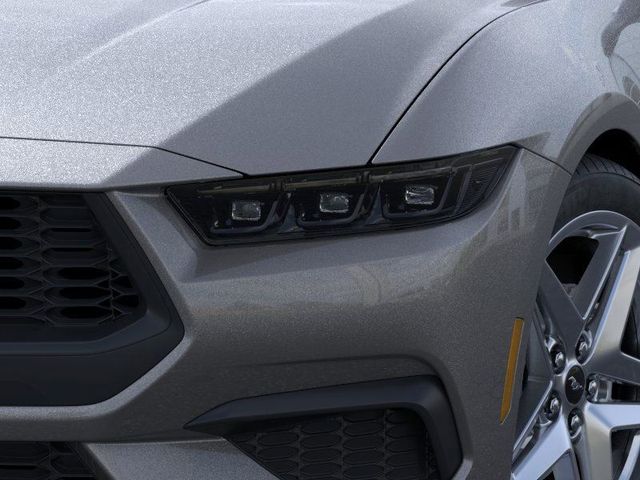 2026 Ford Mustang EcoBoost Fastback - Photo 17