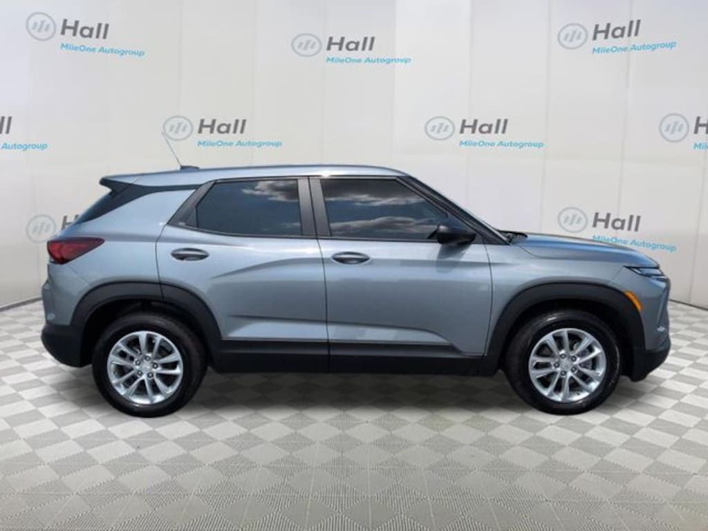 Used 2024 Chevrolet Trailblazer LS SUV