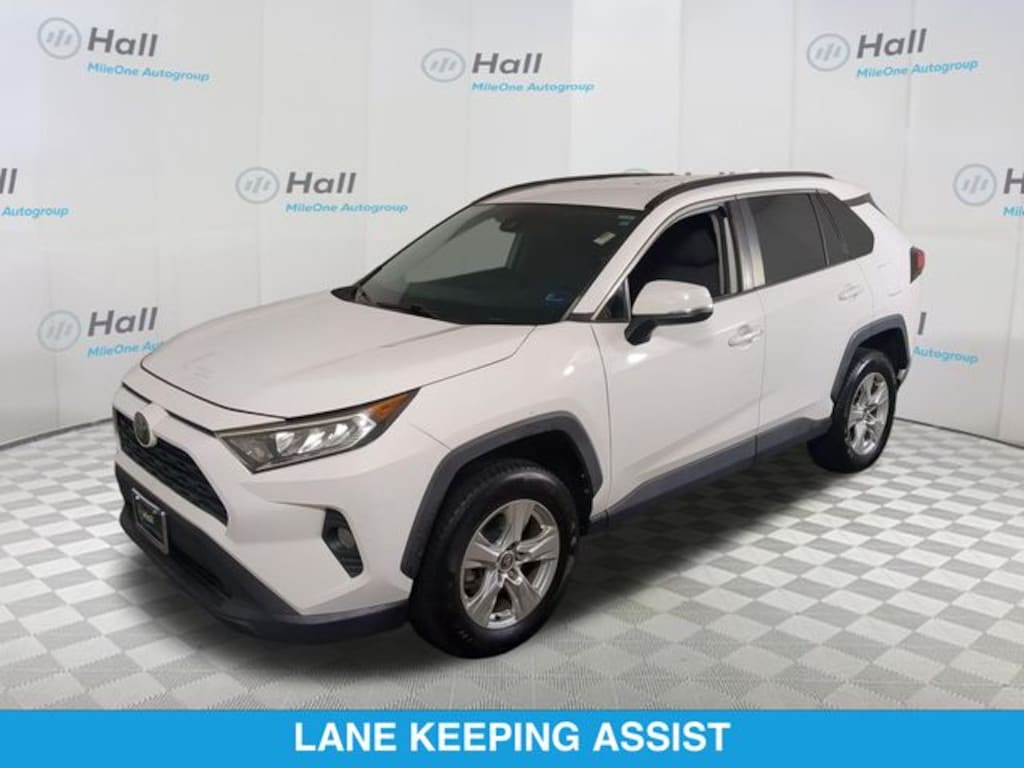 Used 2020 Toyota RAV4 XLE SUV