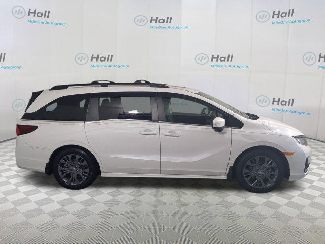 2025 Honda Odyssey Touring - Photo 7