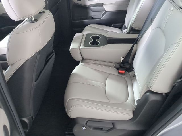 2025 Honda Pilot EX-L - Photo 15