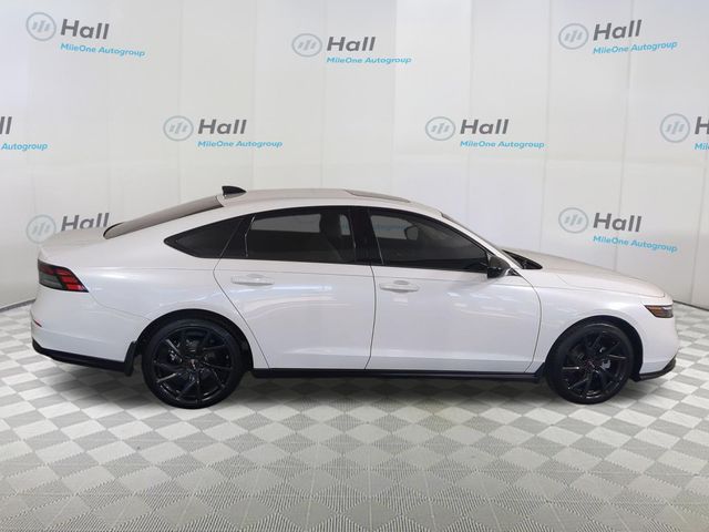 2025 Honda Accord SE - Photo 7