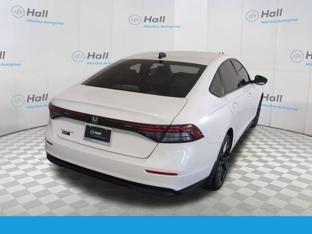 2025 Honda Accord SE - Photo 9