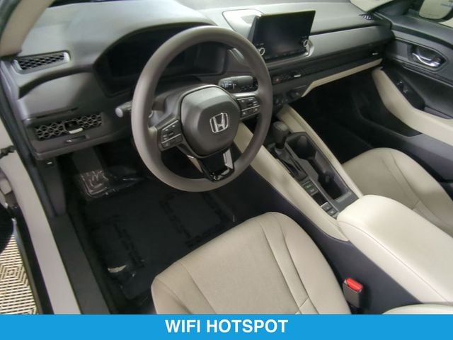 2025 Honda Accord SE - Photo 16