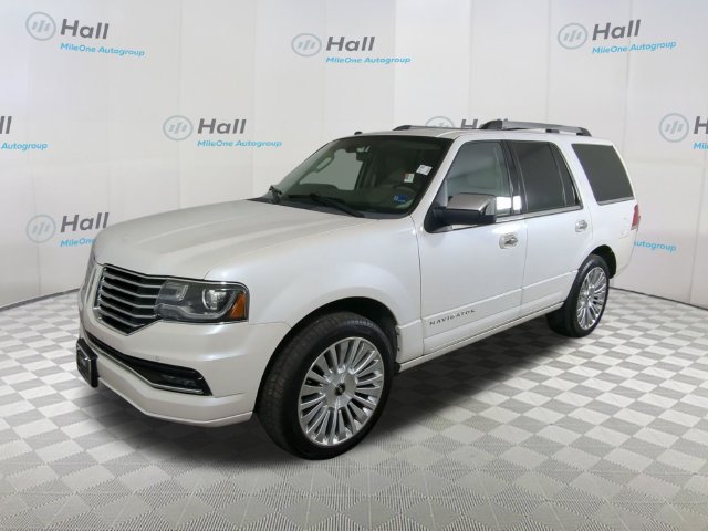 2016 Lincoln Navigator Select - Photo 3