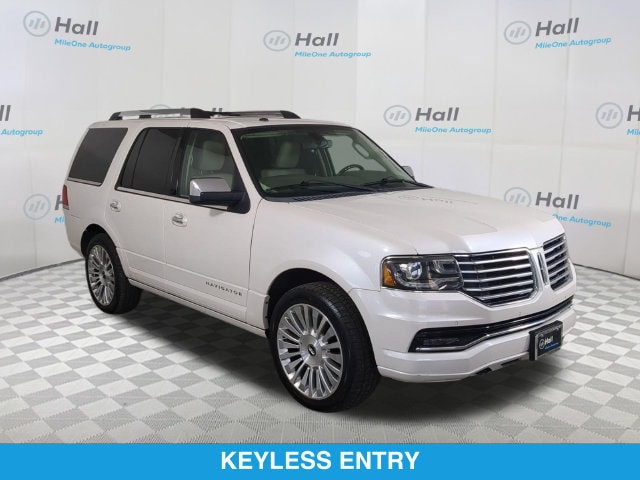 2016 Lincoln Navigator Select - Photo 6