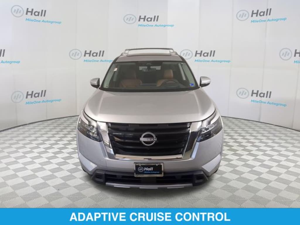 Used 2025 Nissan Pathfinder Platinum SUV