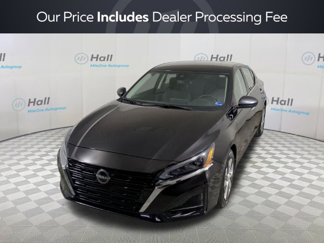 Used 2024 Nissan Altima 2.5 S Sedan