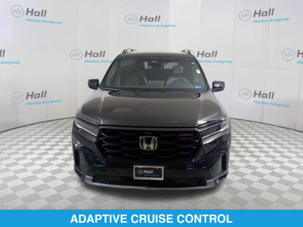 Used 2025 Honda Pilot TrailSport SUV