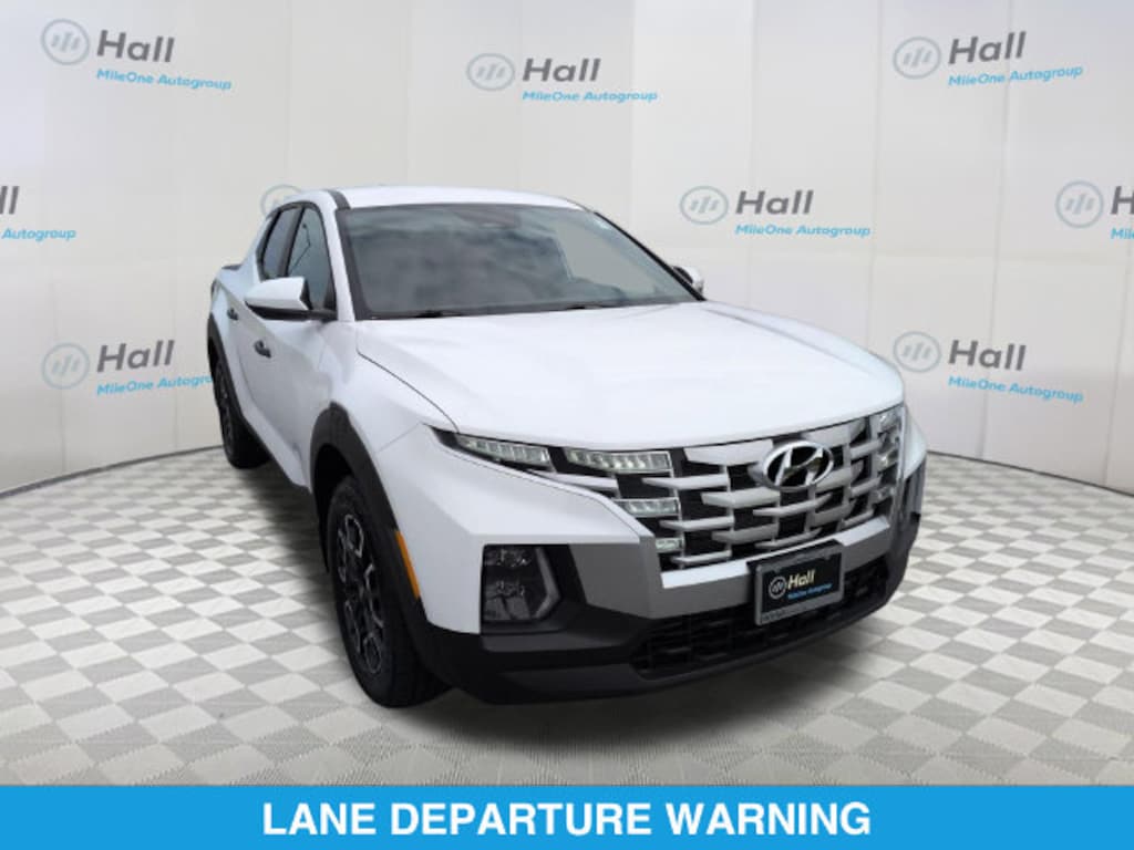 Used 2024 Hyundai Santa Cruz SE Truck