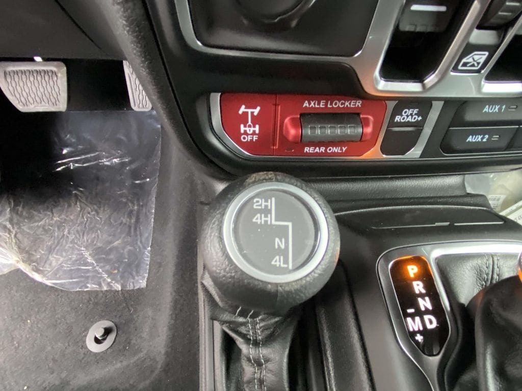 2026 Jeep Wrangler 4-Door Willys - Photo 16