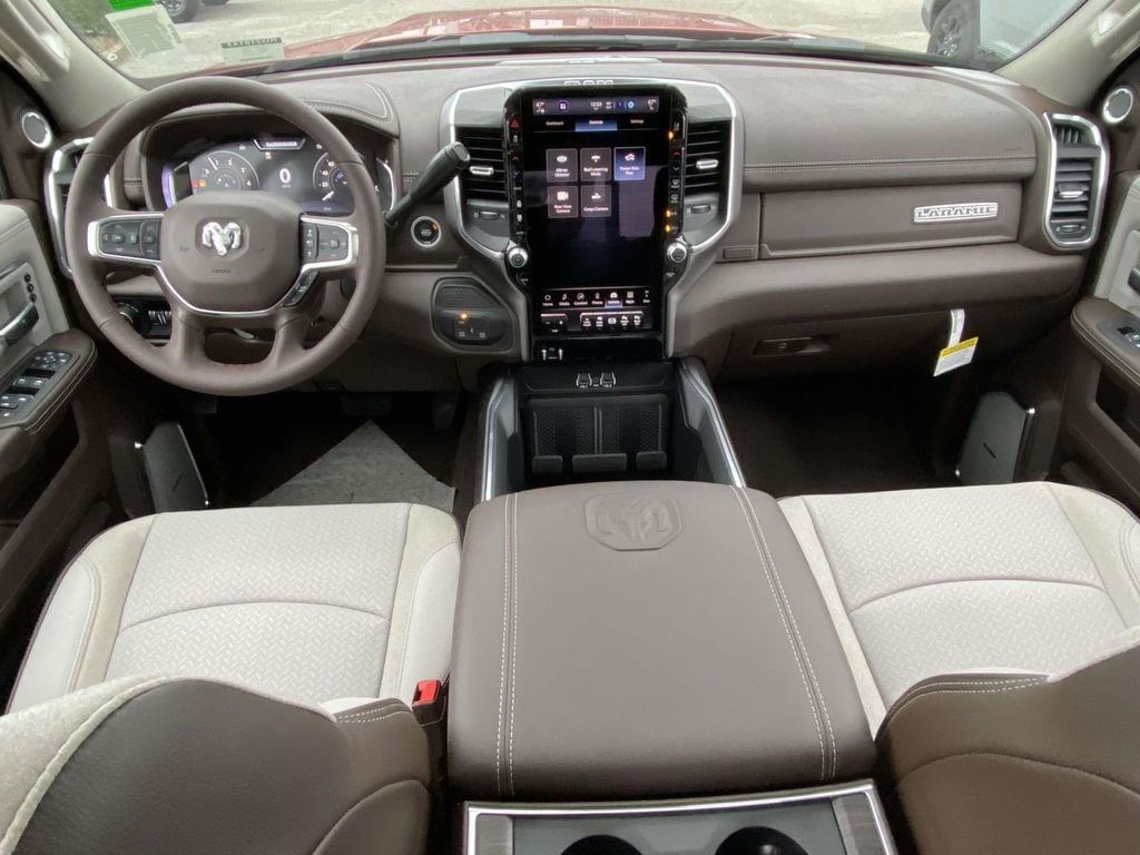 2026 RAM 3500 Laramie - Photo 10