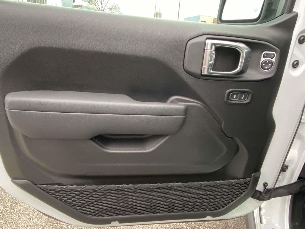 2026 Jeep Wrangler 4-Door Willys - Photo 13