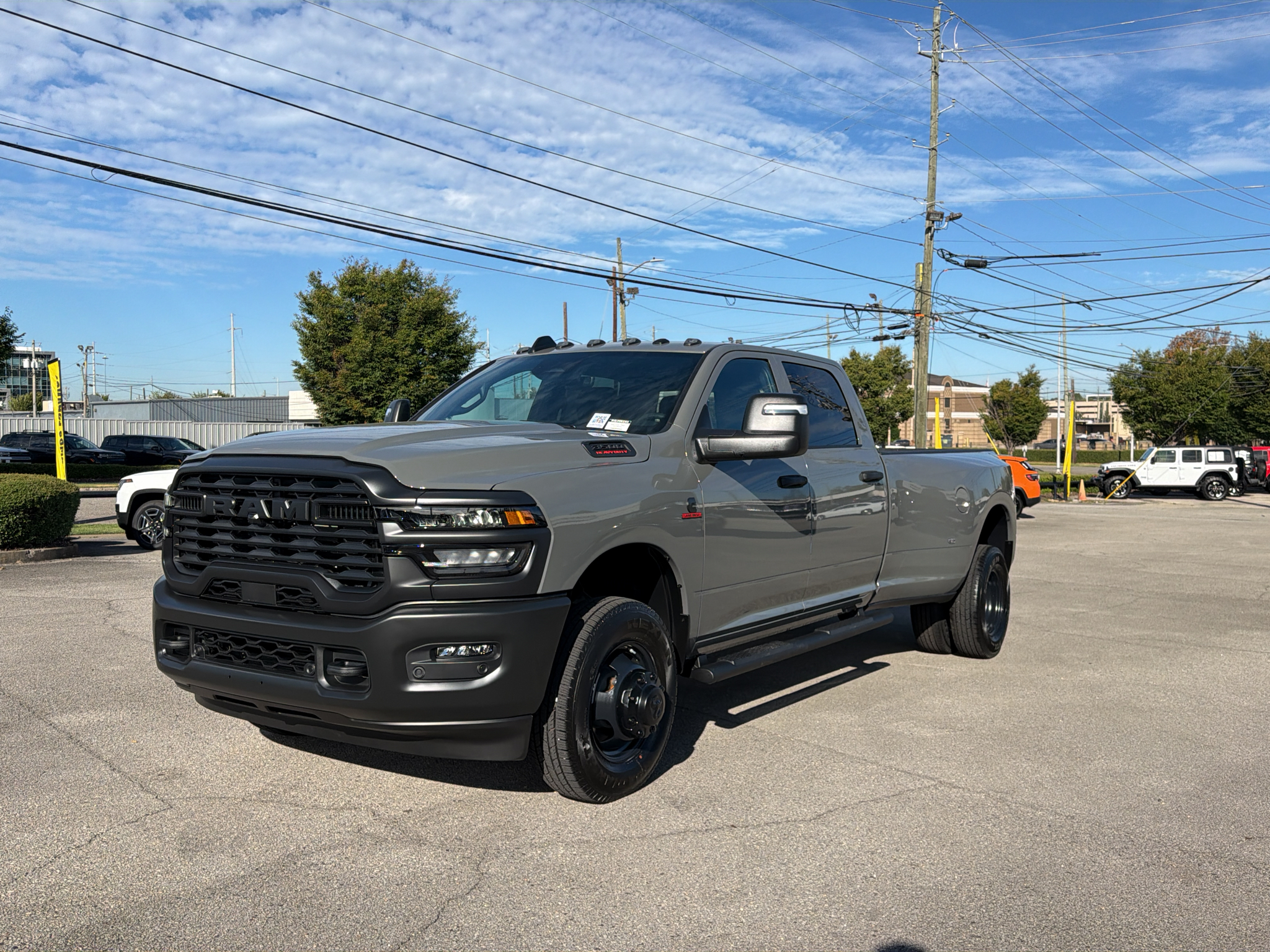 New 2027 Ram 3500 TRADESMAN CREW CAB 4X4 8' BOX Pickup