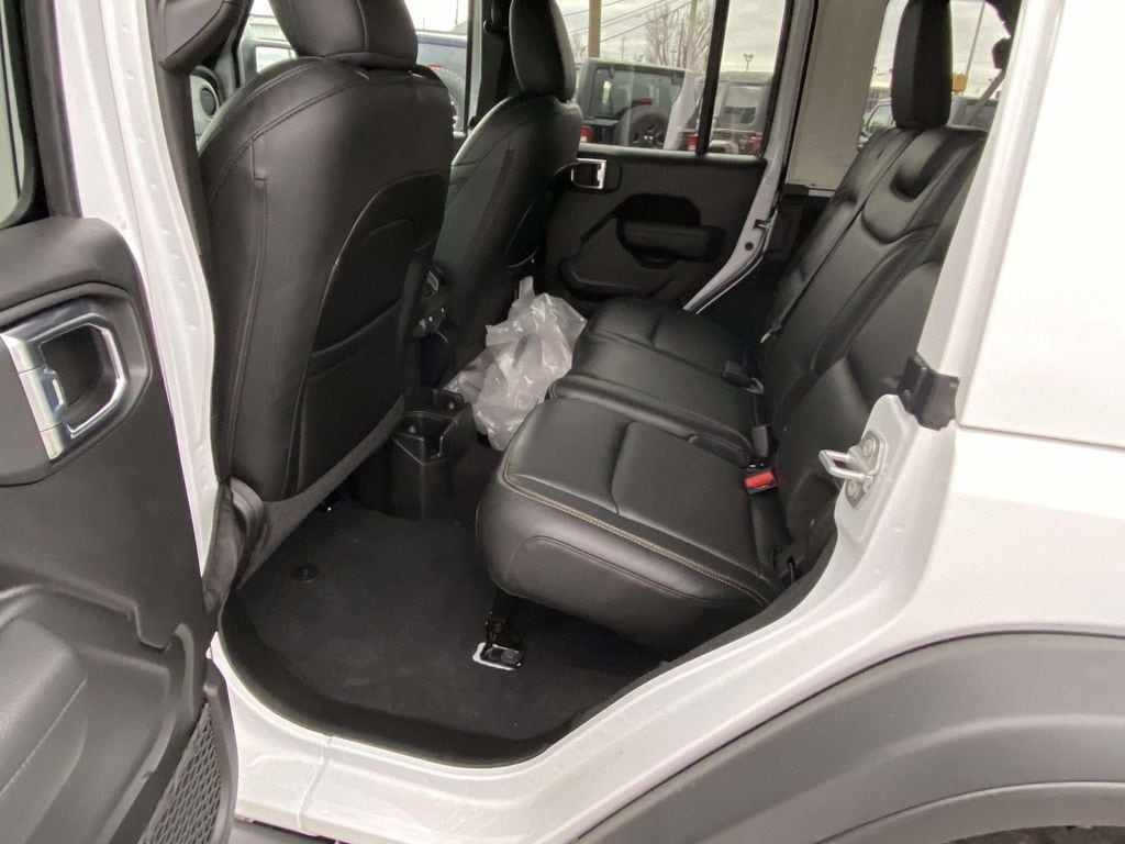 2026 Jeep Wrangler 4-Door Willys - Photo 8