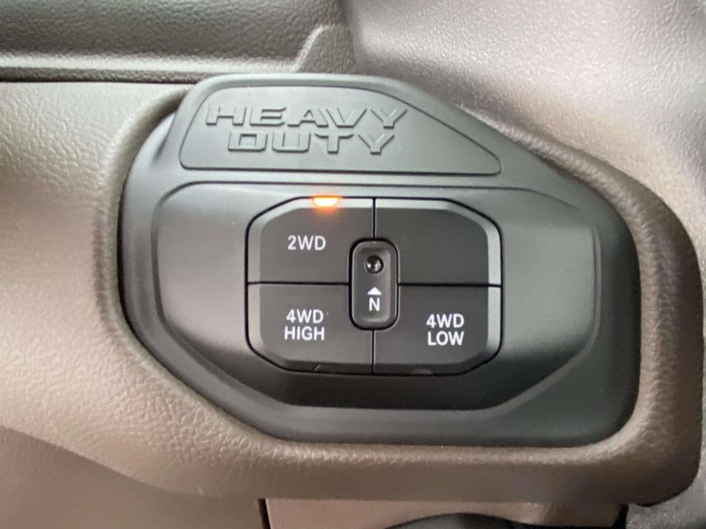 2026 RAM 3500 Laramie - Photo 22