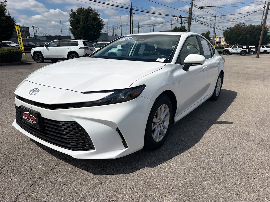 Used 2025 Toyota Camry Hybrid LE Sedan
