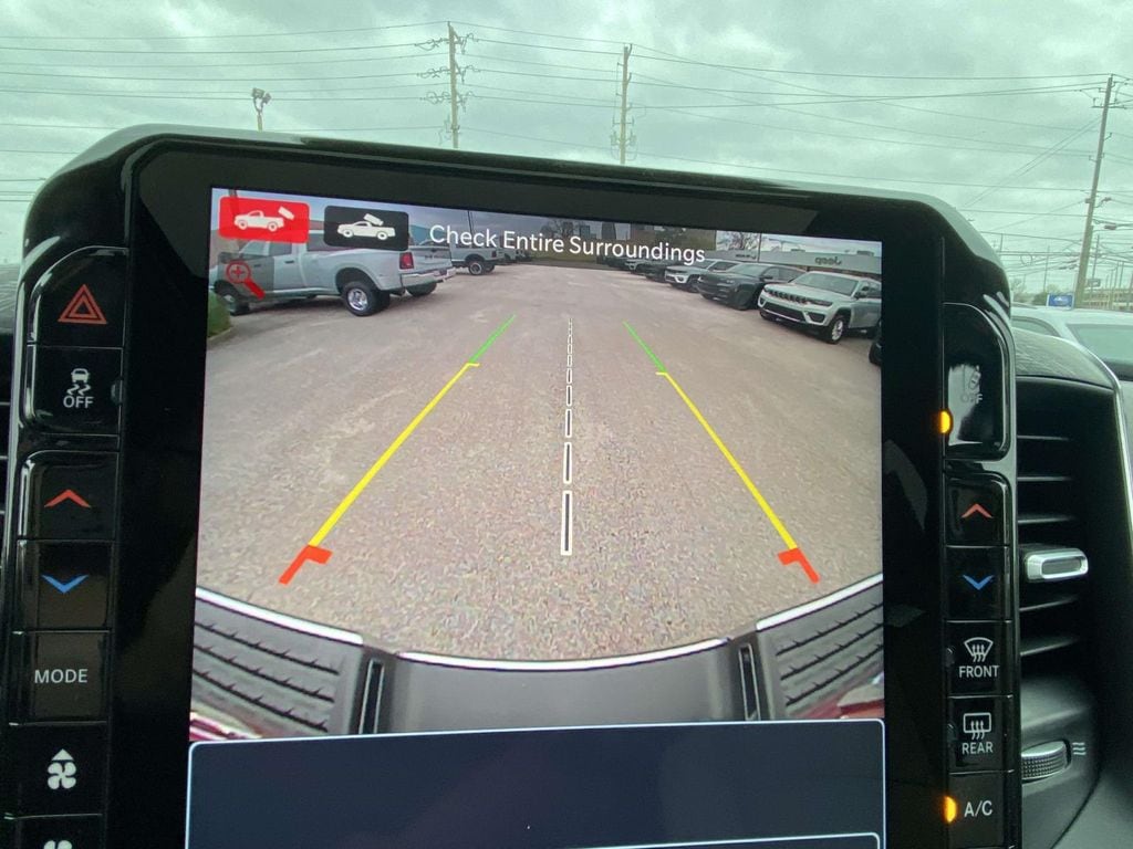 2026 RAM 3500 Laramie - Photo 18