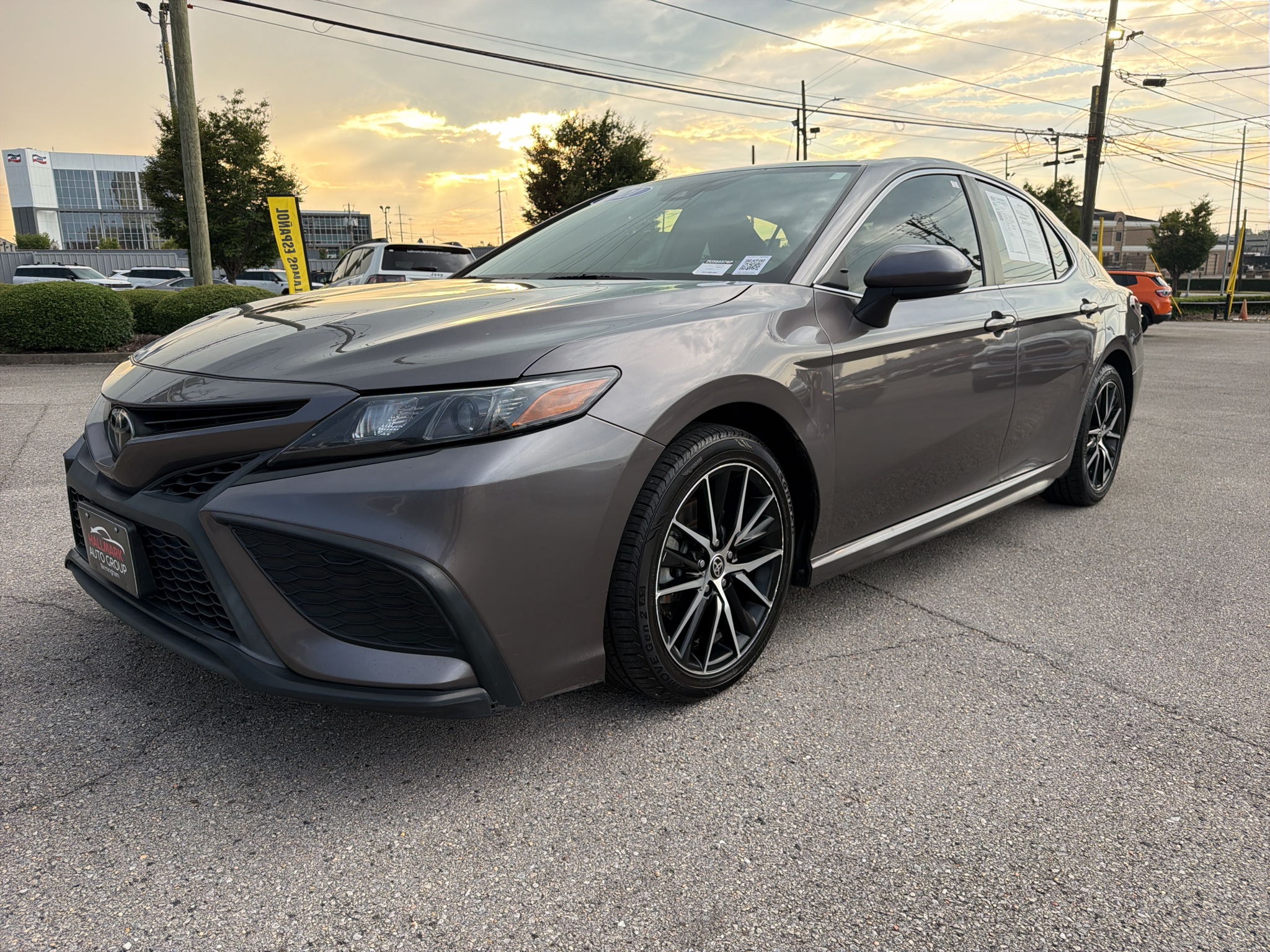 Used 2021 Toyota Camry SE Sedan