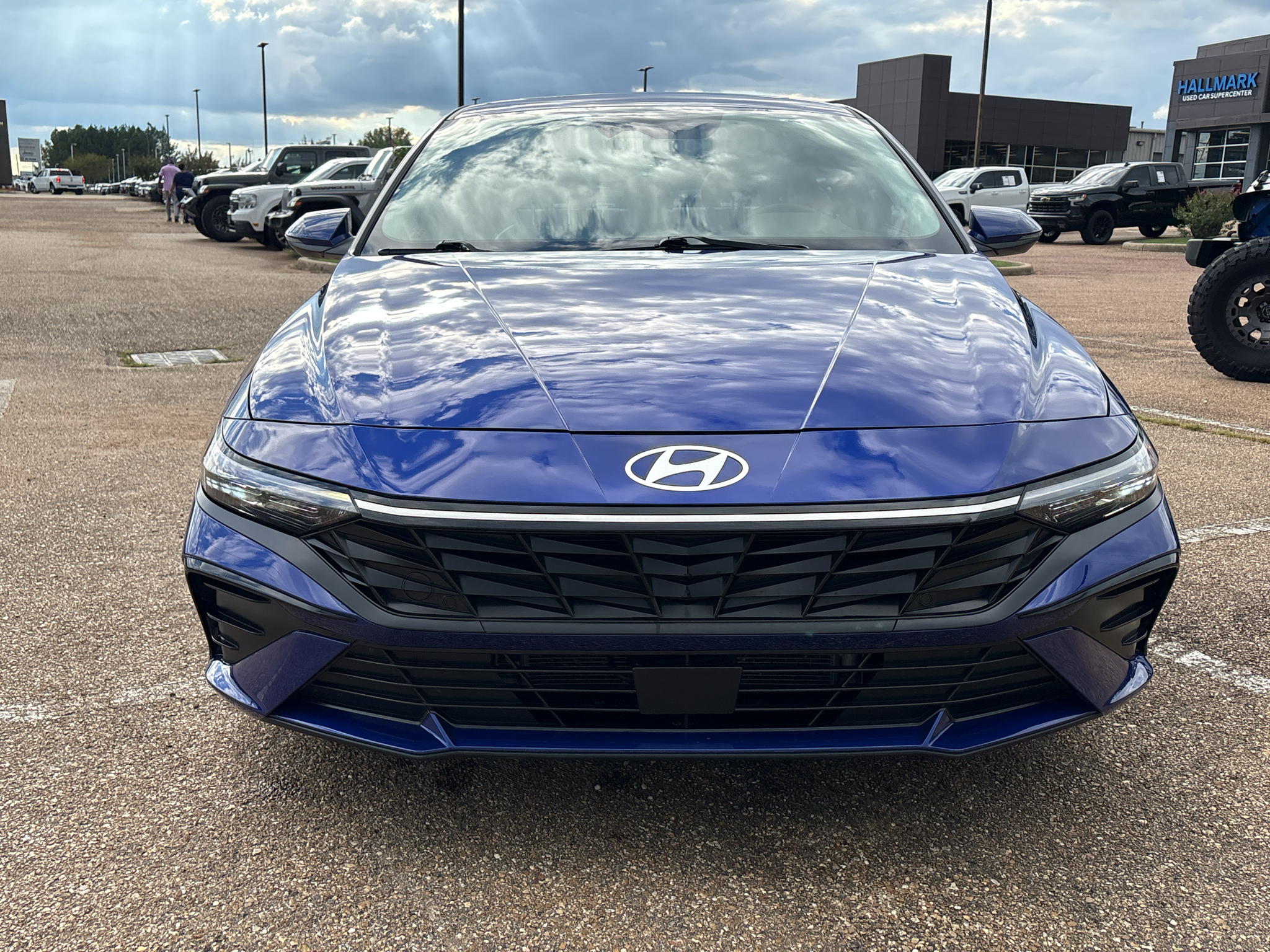 Used 2025 Hyundai Elantra Hybrid Limited Sedan