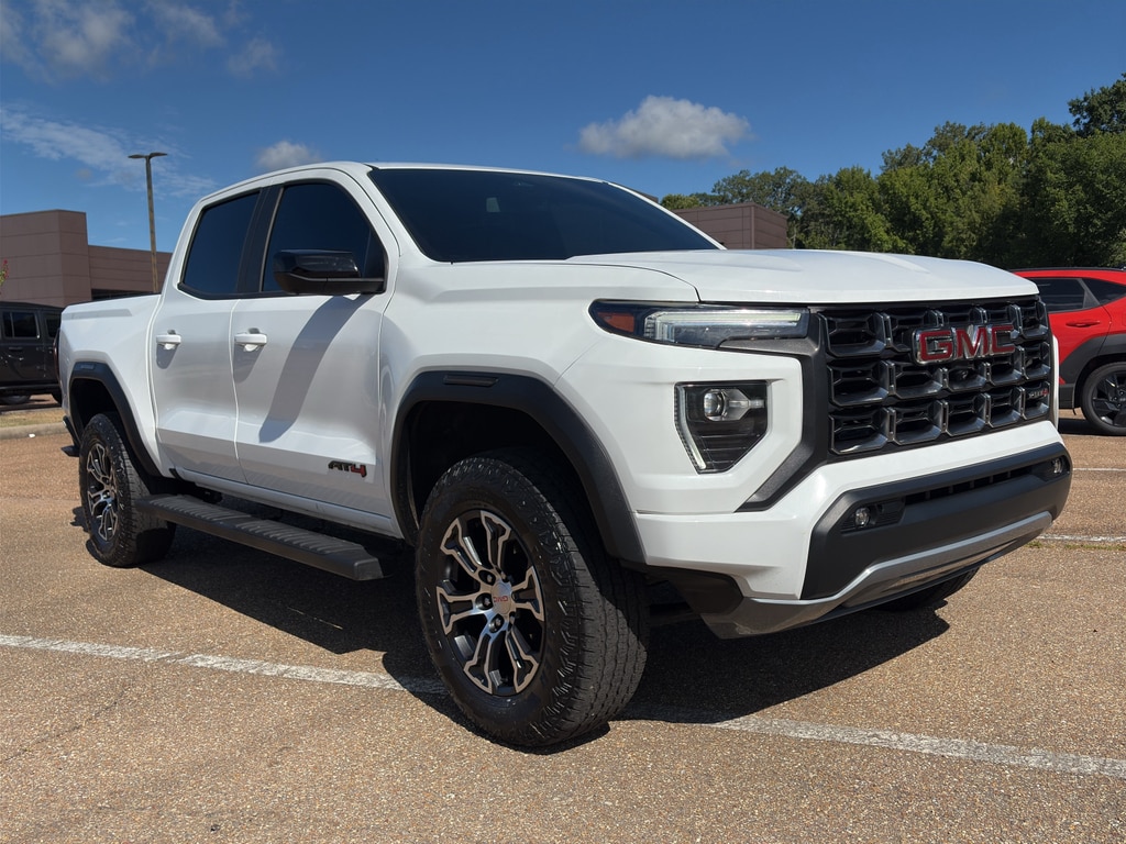 2024 GMC Canyon