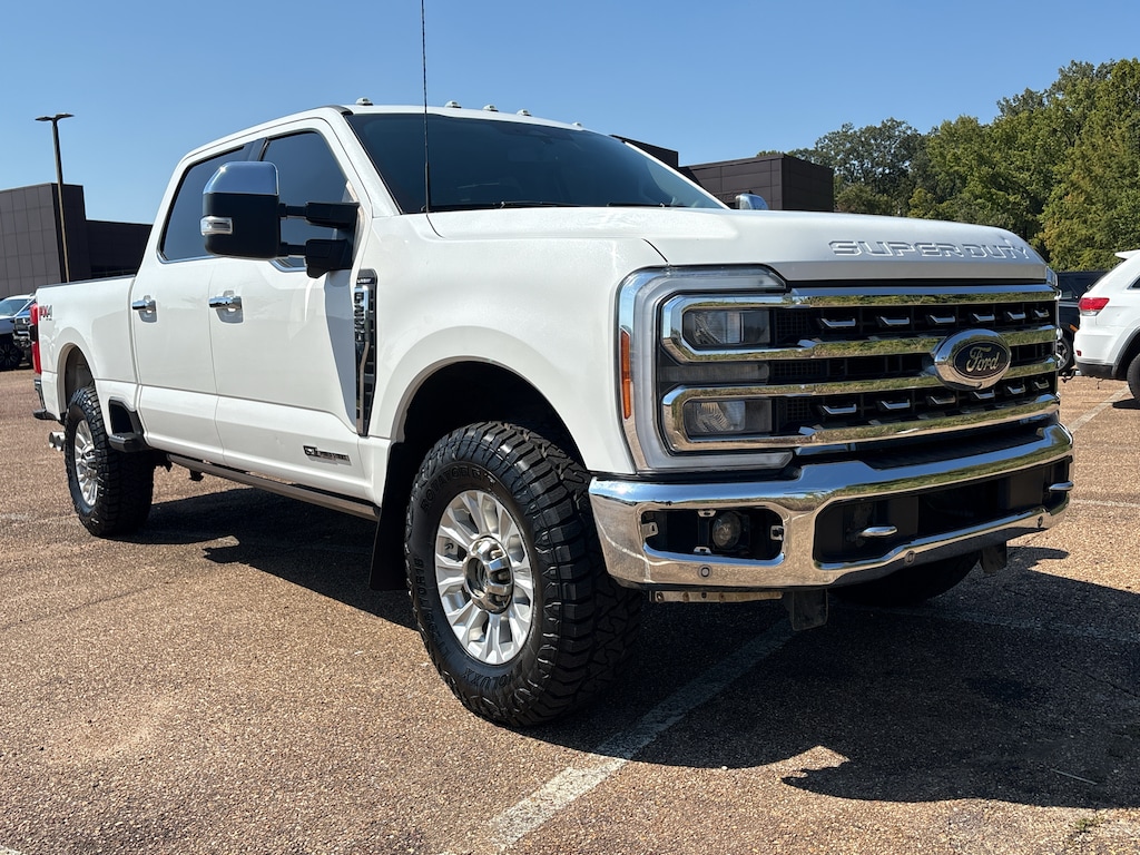 Used 2023 Ford F-250 Lariat Crew Cab