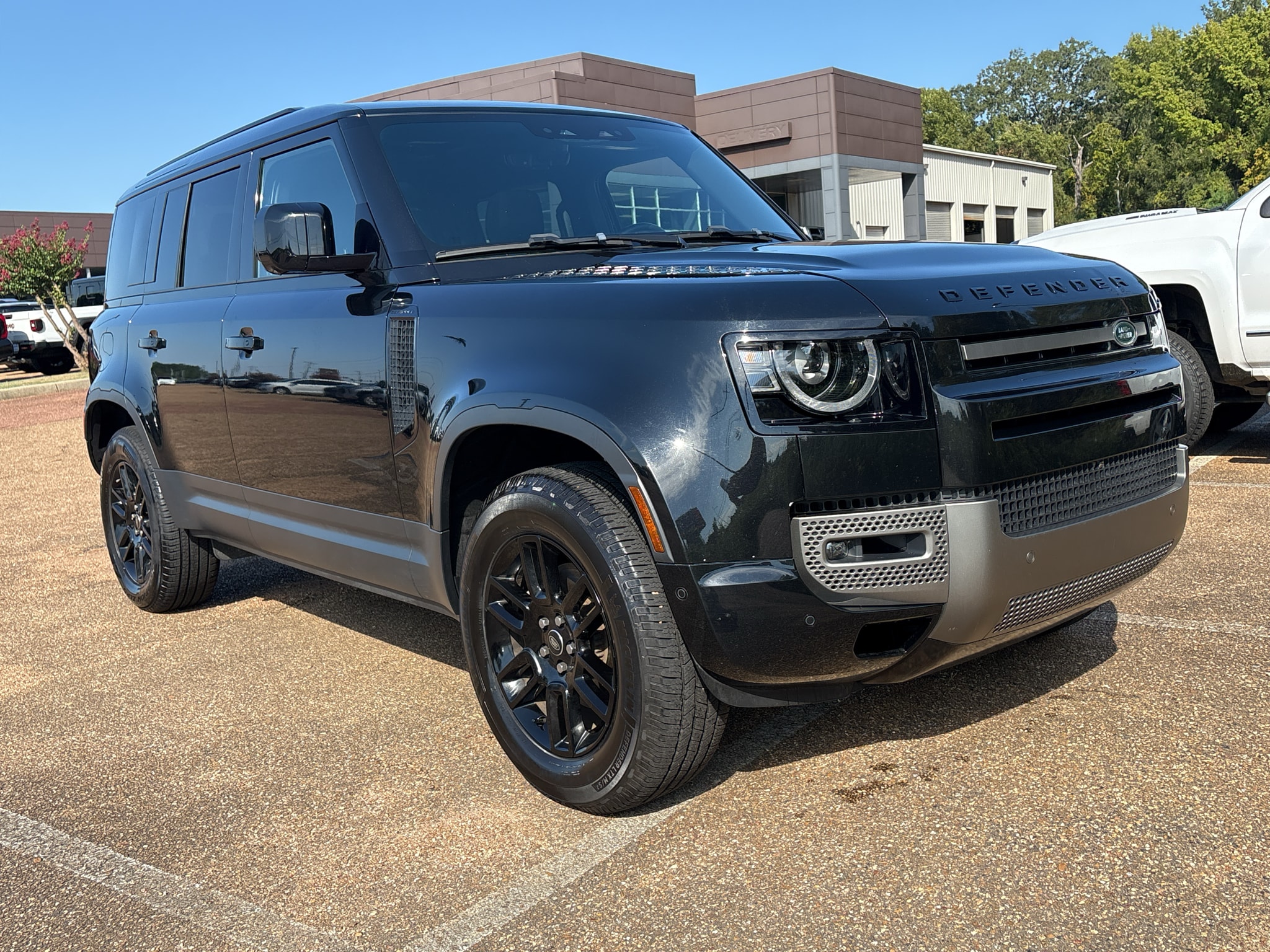 2025 Land Rover Defender
