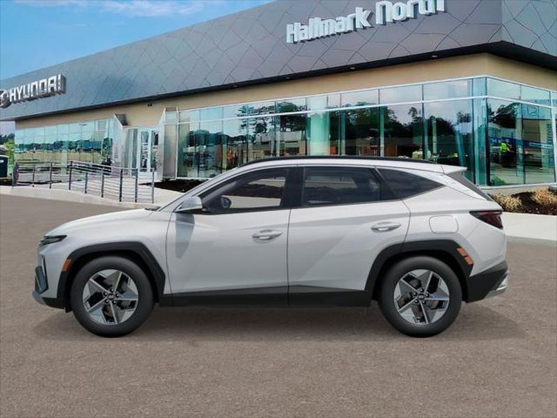 New 2026 Hyundai Tucson SEL Premium FWD Sport Utility