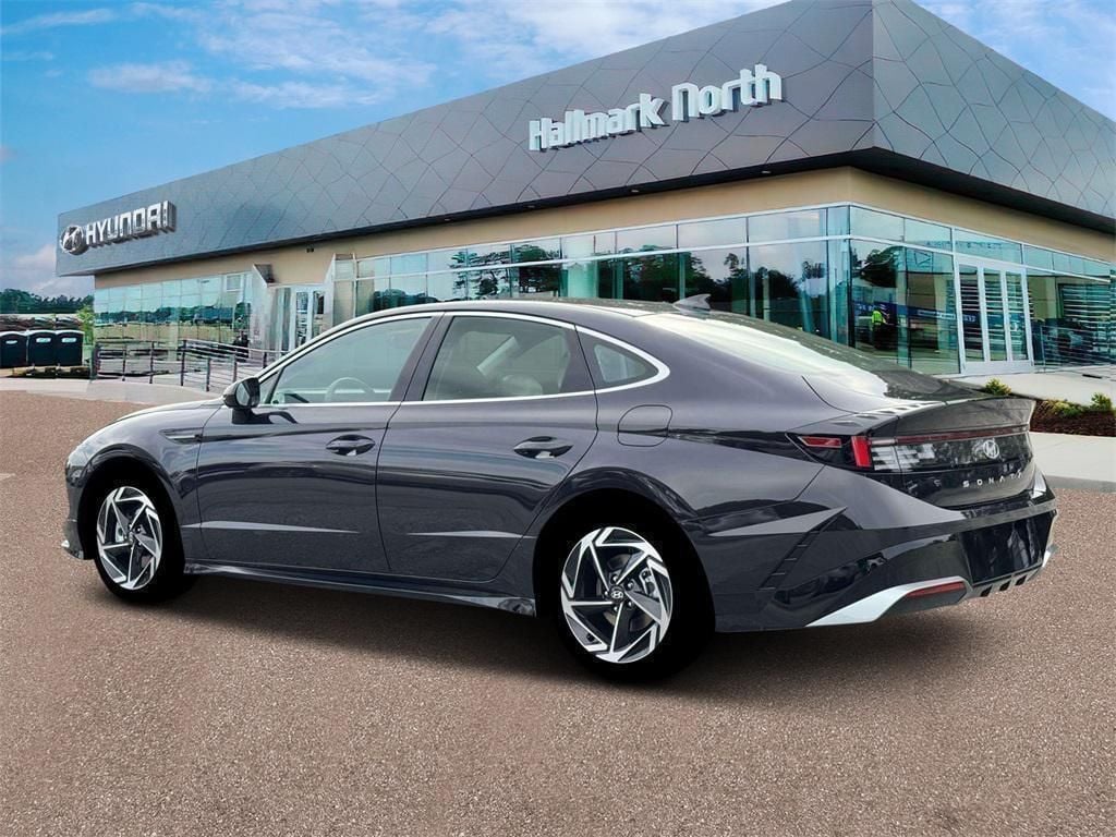 2026 Hyundai Sonata SEL - Photo 4