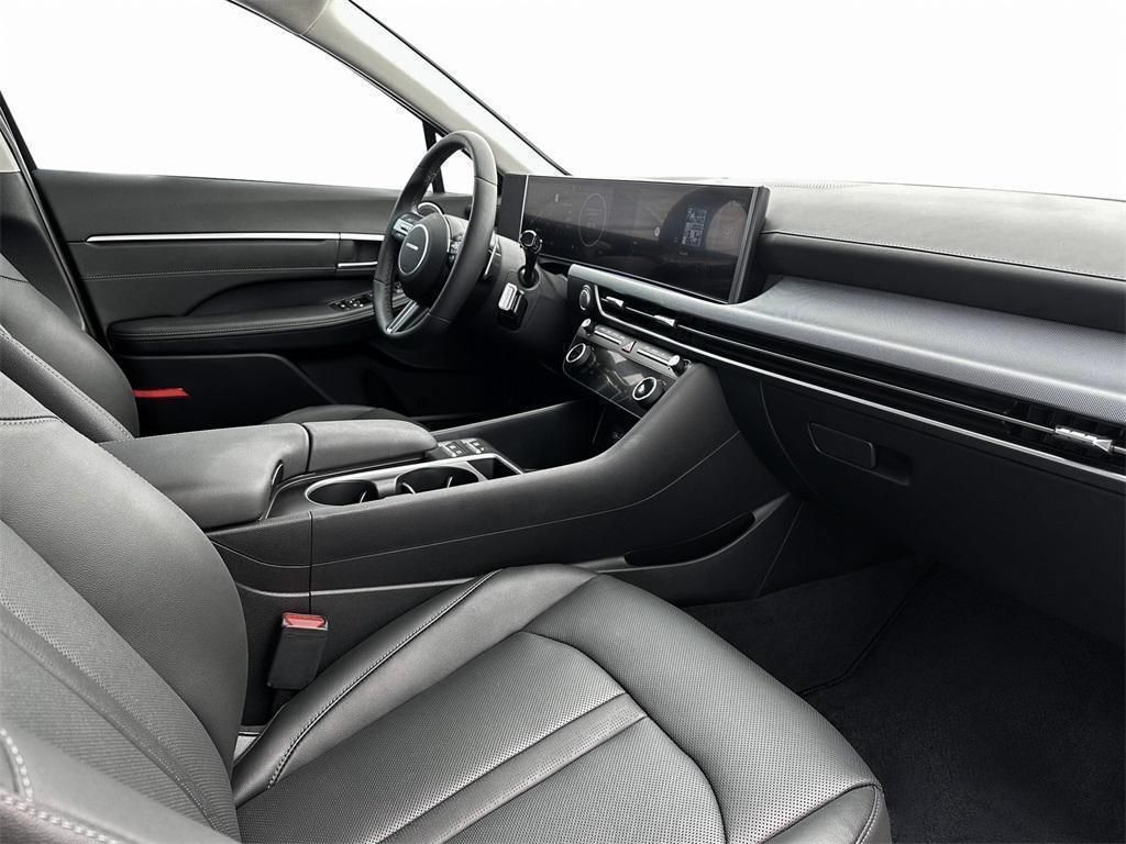 2025 Hyundai Sonata Hybrid Limited - Photo 15