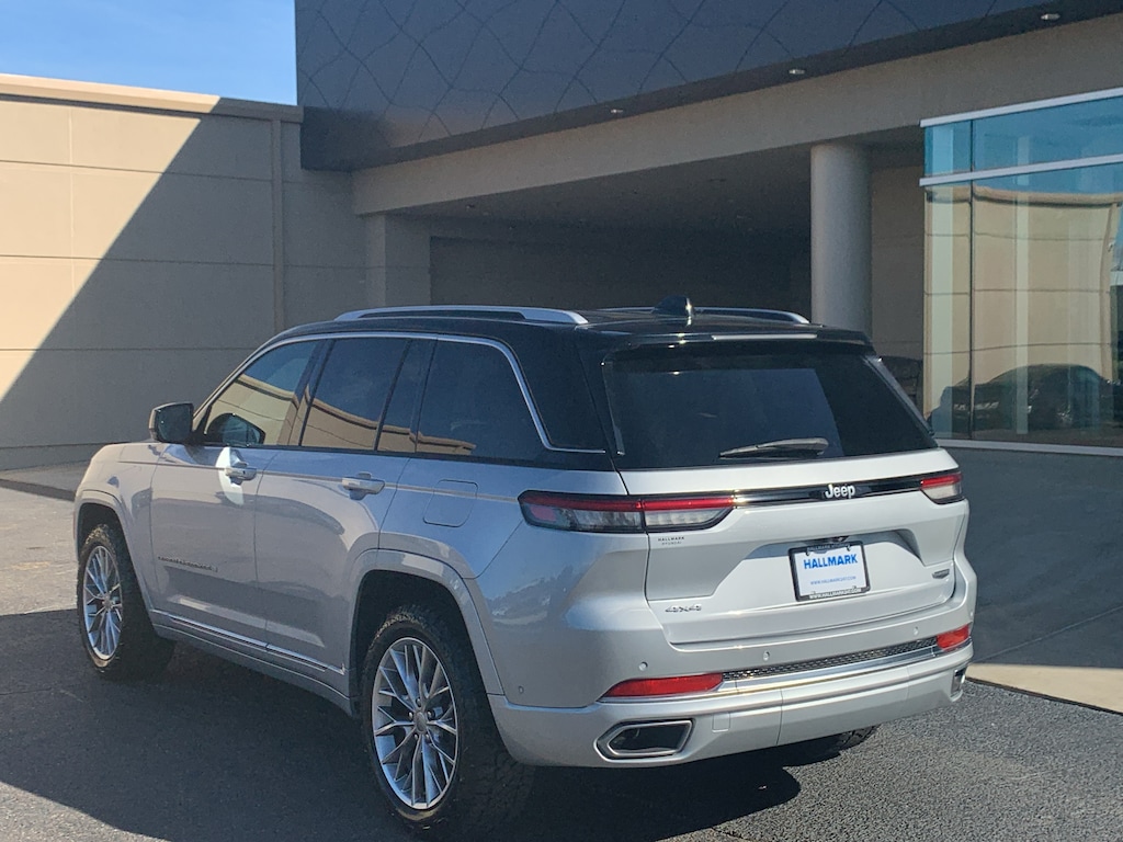 Used 2023 Jeep Grand Cherokee Summit Sport Utility