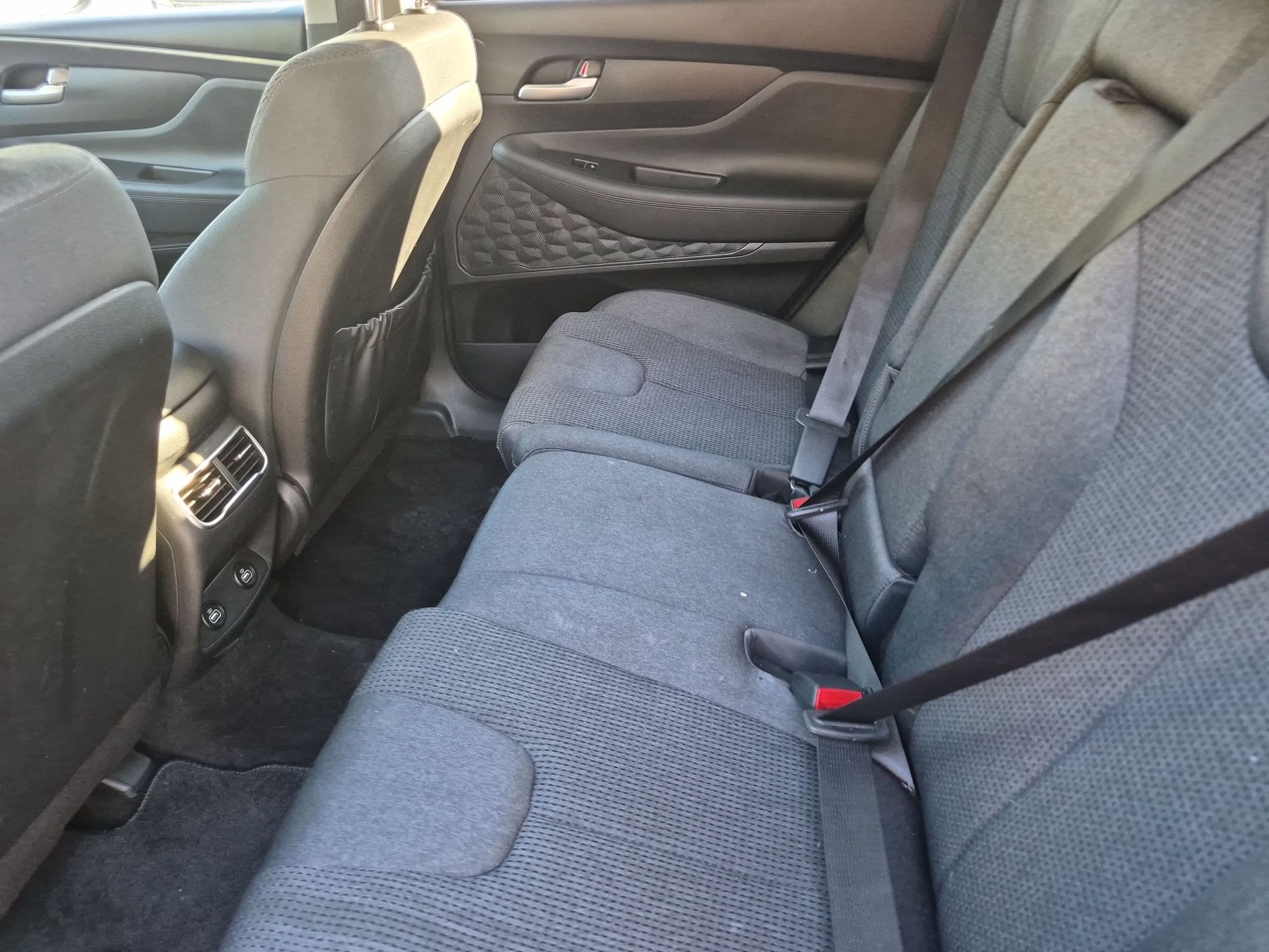2021 Hyundai Santa Fe SEL - Photo 13