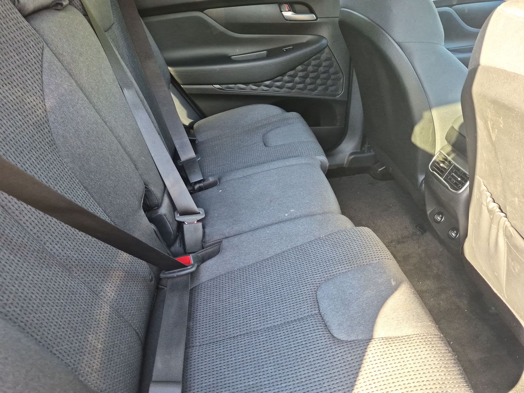 2021 Hyundai Santa Fe SEL - Photo 14