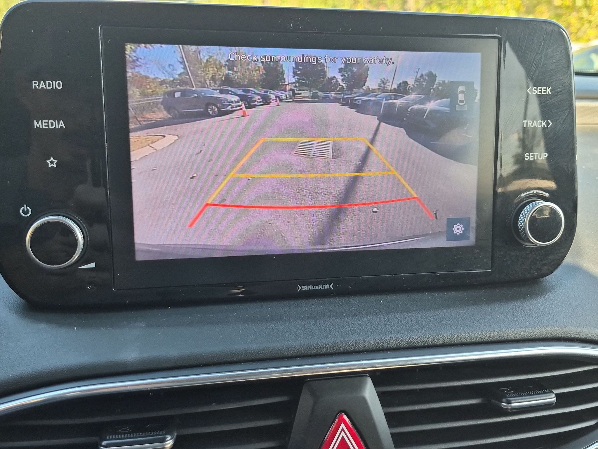 2021 Hyundai Santa Fe SEL - Photo 9