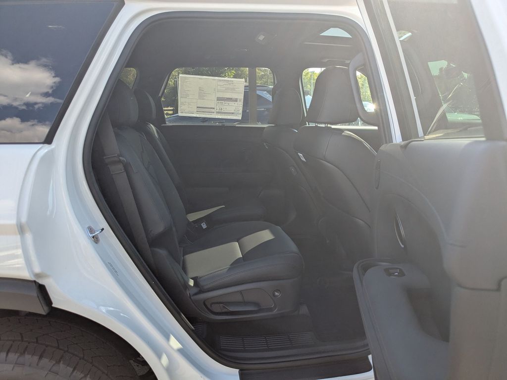 2026 Hyundai Palisade XRT Pro - Photo 24