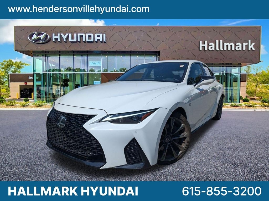 2021 Lexus IS