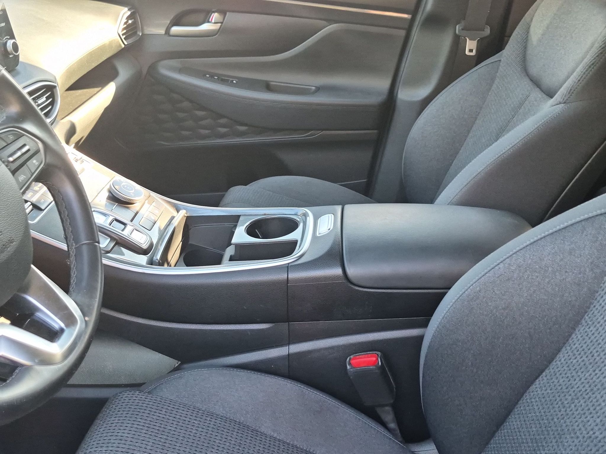 2021 Hyundai Santa Fe SEL - Photo 11