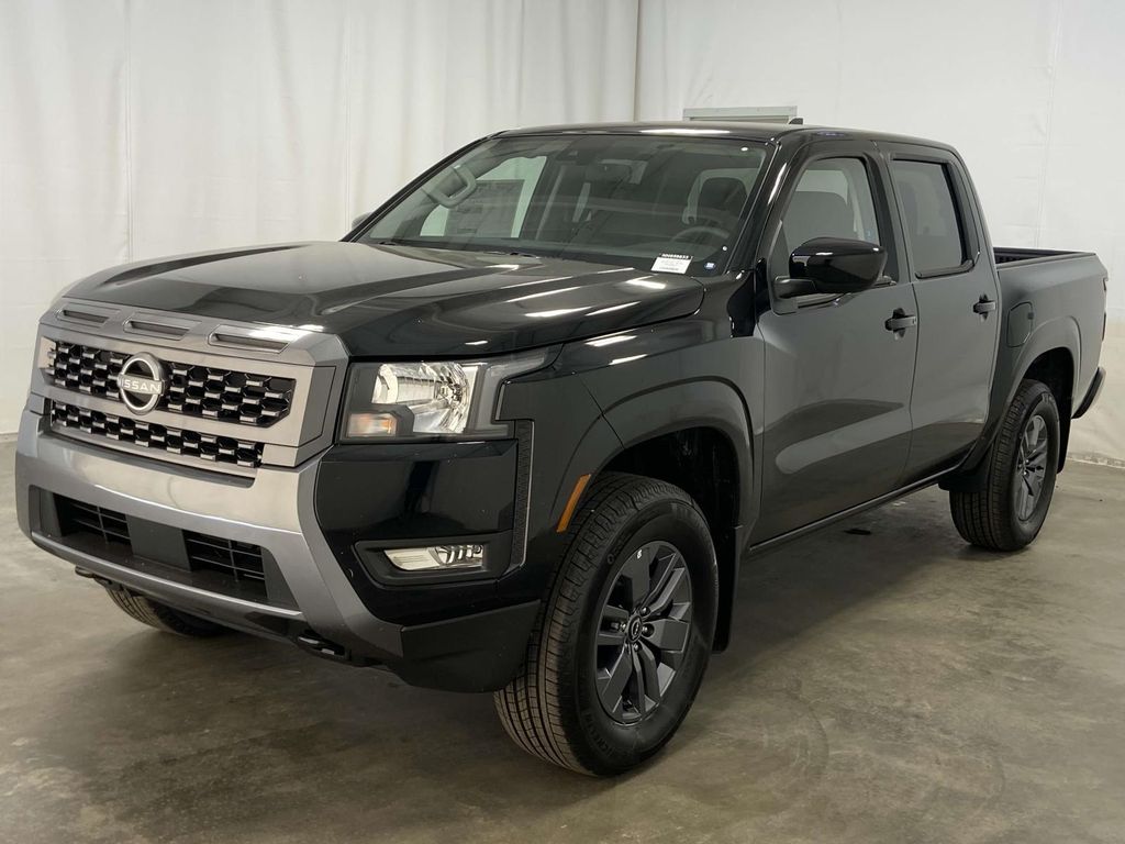 2025 Nissan Frontier SV - Photo 5