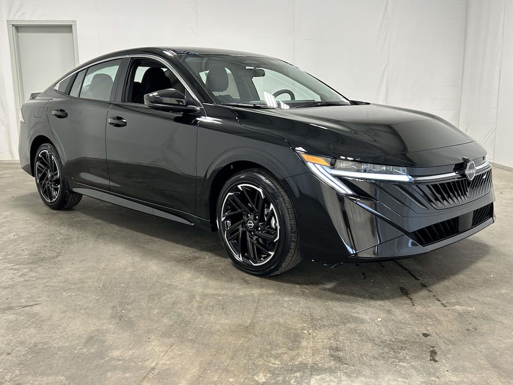 New 2027 Nissan Sentra SR Sedan