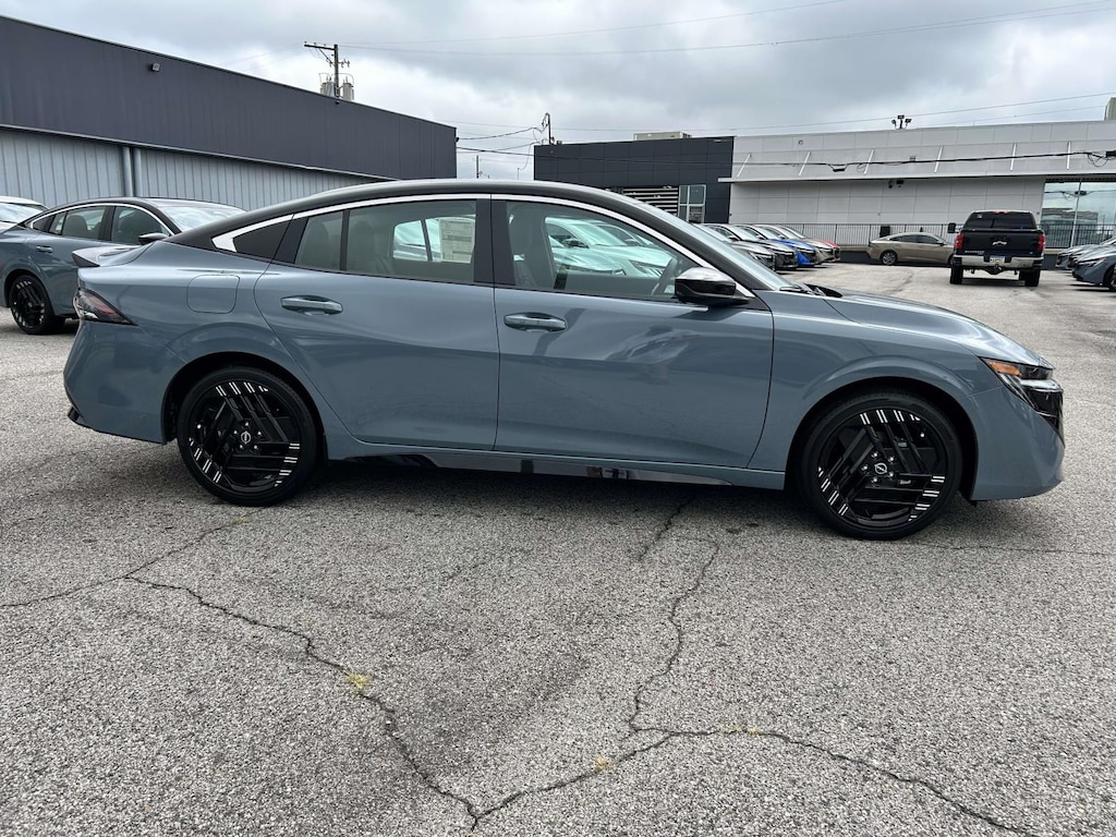 New 2027 Nissan Sentra SR Sedan