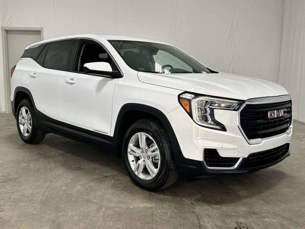 Used 2024 GMC