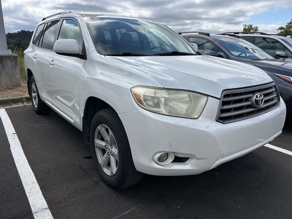Used 2010 Toyota Highlander SE Sport Utility