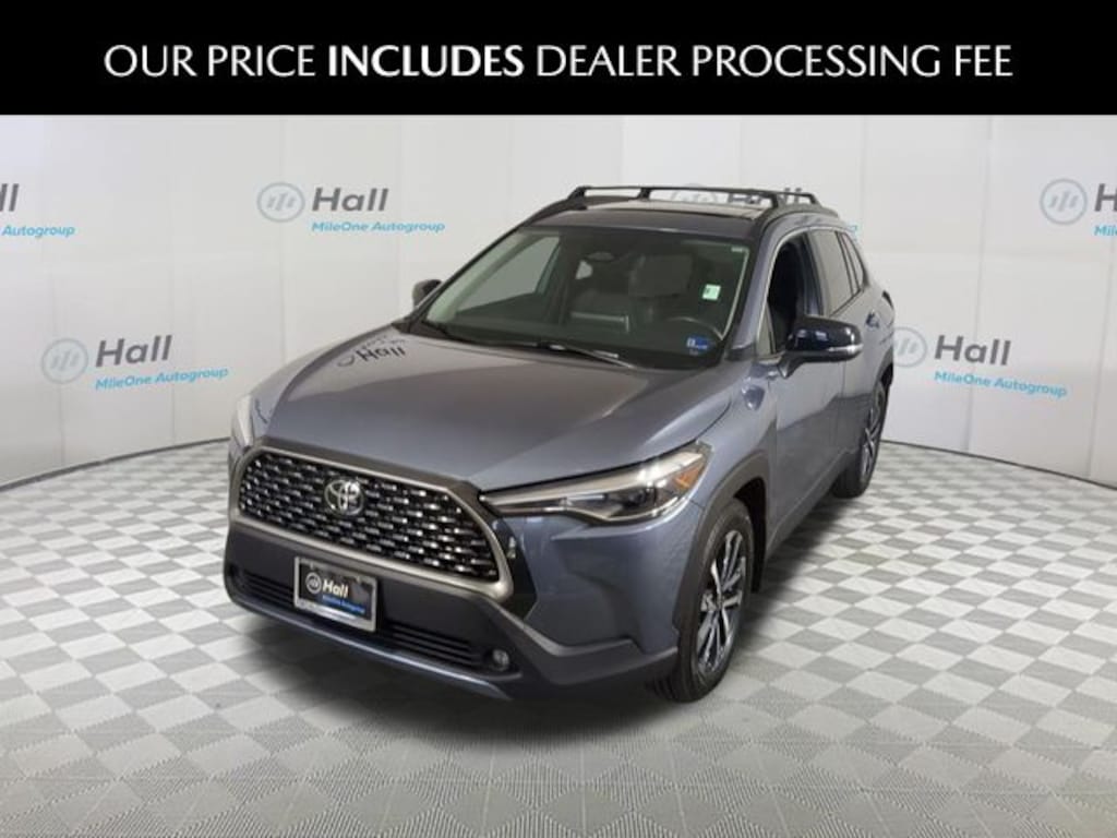 Used 2025 Toyota Corolla Cross XLE SUV