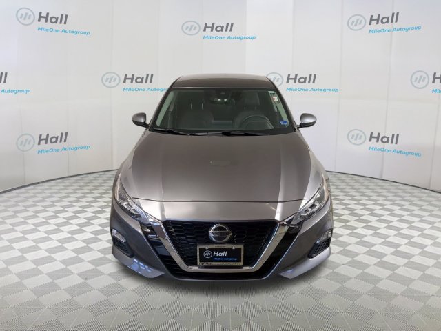 Used 2022 Nissan Altima 2.5 SV Sedan